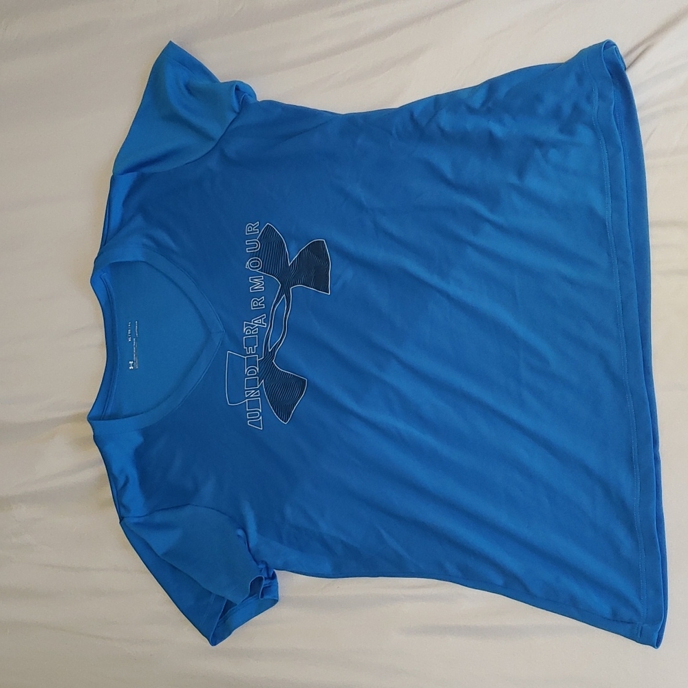 Women's XL under armour tee